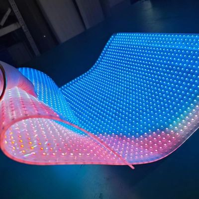 จอจอ LED สดใสด้วยอัตราการอัพฟรี 1920/3840Hz และอายุการใช้งาน 100000 ชั่วโมง
